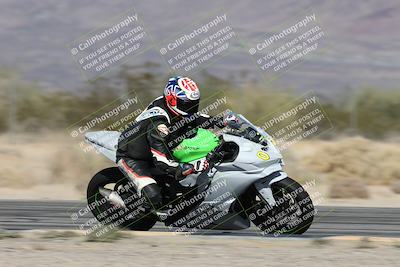 media/Dec-01-2025-Moto Forza (Mon) [[2daa91e15f]]/2-Intermediate Group/Session 3 (Turn 7 Inside Pans)/